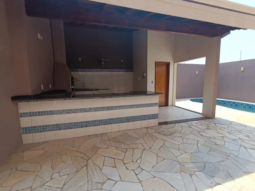 Foto 5 de Casa com 3 quartos à venda, 250m2 em Jardim Paraíso II, Botucatu - SP