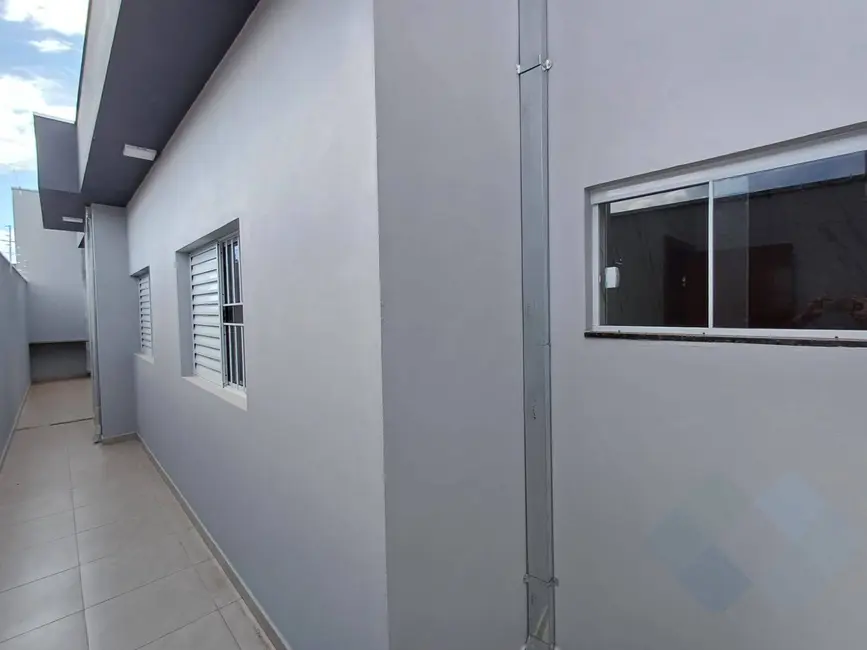 Foto 8 de Casa com 2 quartos à venda, 125m2 em Botucatu - SP