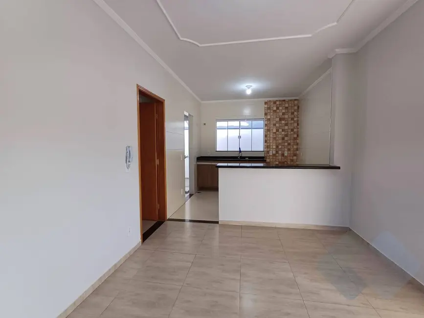 Foto 3 de Casa com 3 quartos à venda, 250m2 em Residencial Ouro Verde, Botucatu - SP