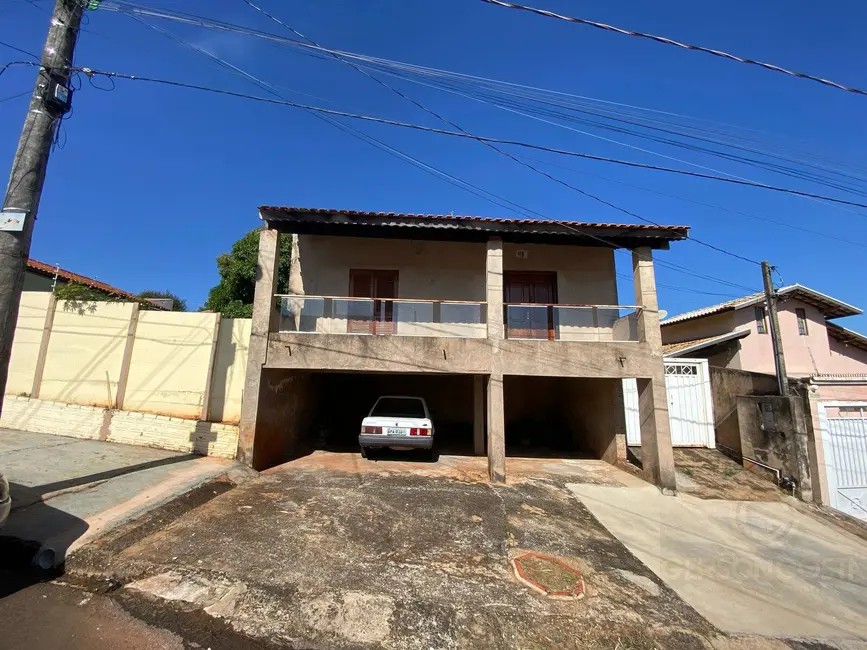 Foto 2 de Casa com 3 quartos à venda em Jardim Paraíso II, Botucatu - SP