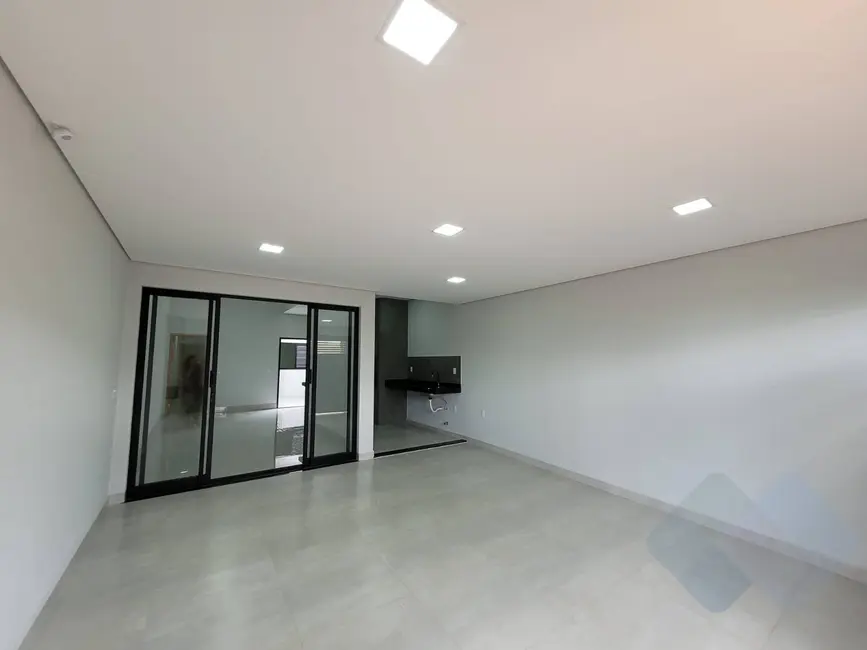 Foto 4 de Casa com 2 quartos à venda, 125m2 em Residencial Ouro Verde, Botucatu - SP