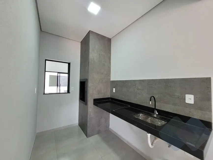 Foto 6 de Casa com 2 quartos à venda, 125m2 em Residencial Ouro Verde, Botucatu - SP