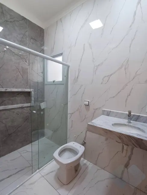 Foto 5 de Casa com 2 quartos à venda, 125m2 em Residencial Ouro Verde, Botucatu - SP