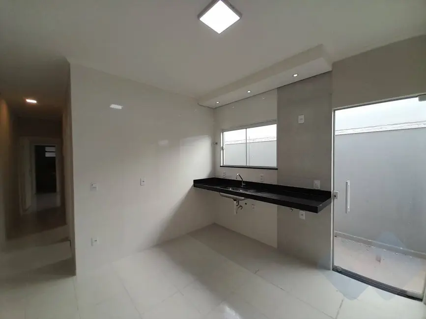 Foto 2 de Casa com 2 quartos à venda, 125m2 em Jardim Cambuí, Botucatu - SP