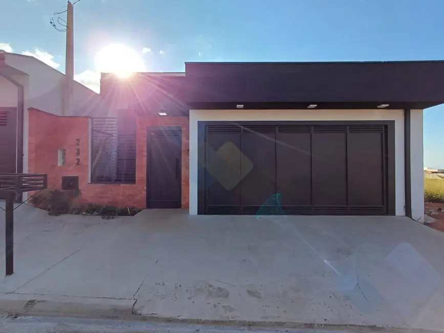 Foto 2 de Casa com 3 quartos à venda em Residencial Ouro Verde, Botucatu - SP