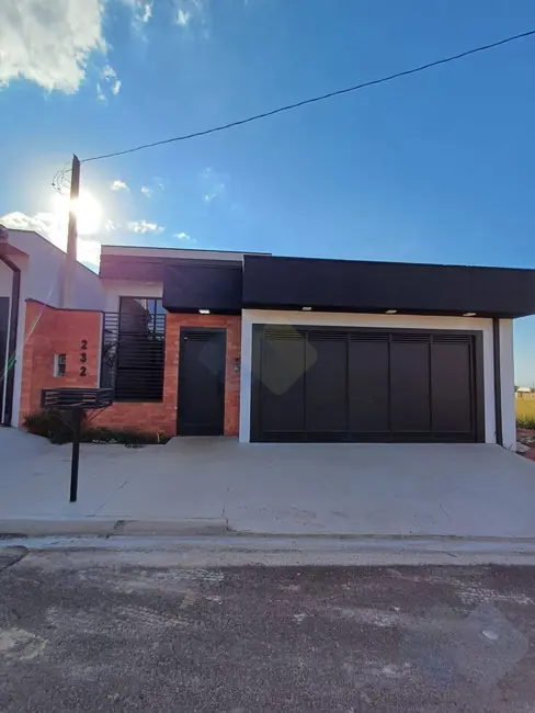 Foto 3 de Casa com 3 quartos à venda em Residencial Ouro Verde, Botucatu - SP