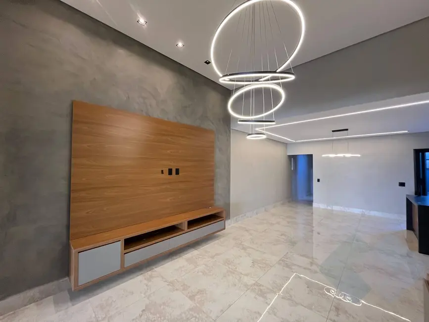 Foto 4 de Casa com 3 quartos à venda, 170m2 em Jardim Paraíso II, Botucatu - SP