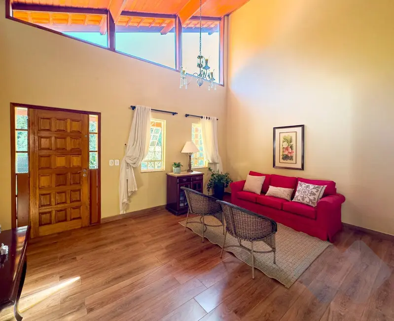 Foto 2 de Casa com 4 quartos à venda, 897m2 em Centro, Botucatu - SP