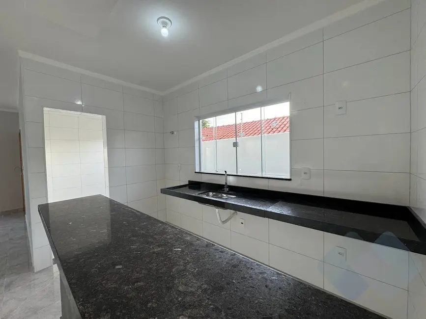 Foto 6 de Casa com 3 quartos à venda, 200m2 em Conjunto Habitacional Humberto Popolo, Botucatu - SP