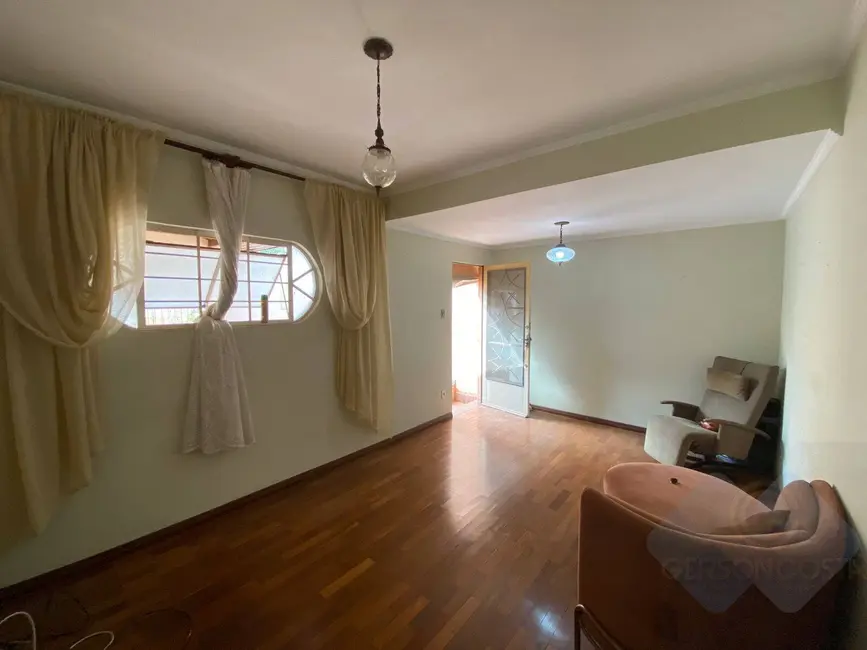 Foto 7 de Casa com 4 quartos à venda em Alto, Botucatu - SP