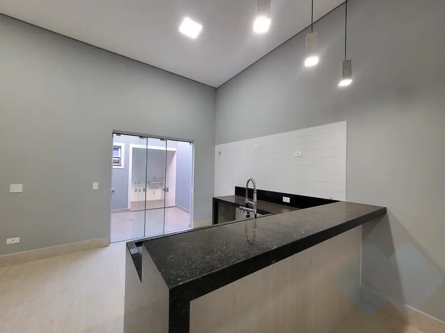 Foto 3 de Casa com 2 quartos à venda, 125m2 em Residencial Ouro Verde, Botucatu - SP