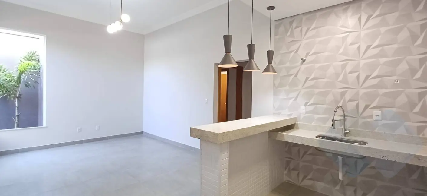 Foto 2 de Casa à venda, 154m2 em Vila Assumpção, Botucatu - SP