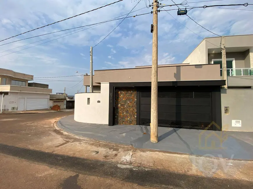 Foto 1 de Casa com 3 quartos à venda, 103m2 em Residencial Ouro Verde, Botucatu - SP