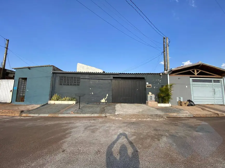 Foto 2 de Casa com 2 quartos à venda em Jardim Monte Mor, Botucatu - SP