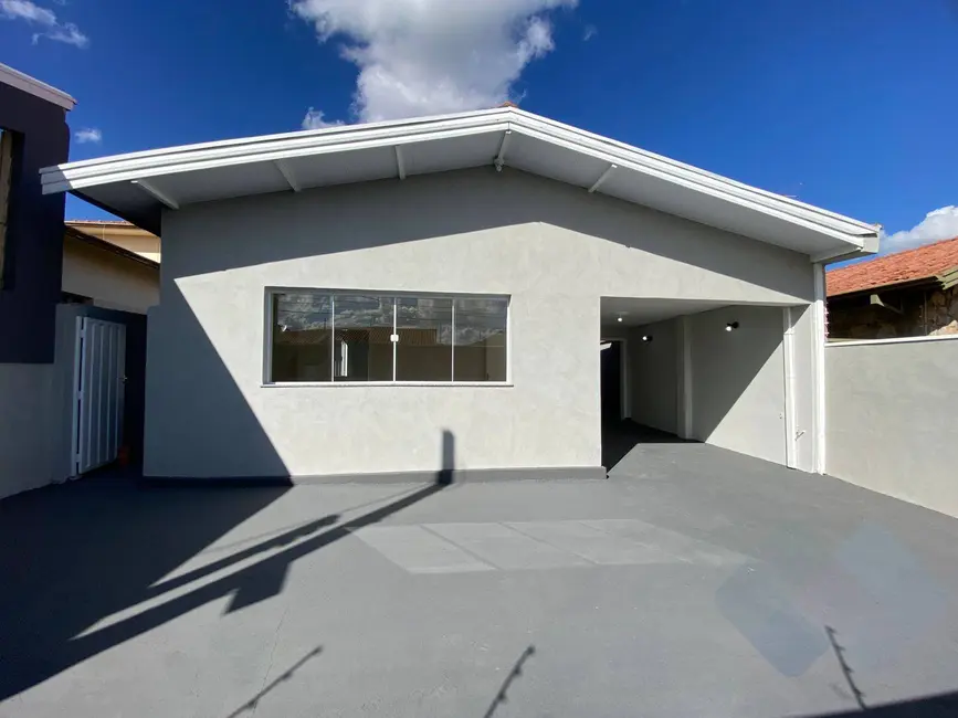 Foto 4 de Casa com 3 quartos à venda, 190m2 em Chácara Montagna, Botucatu - SP