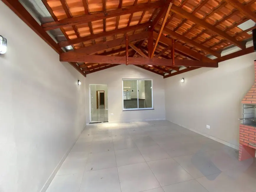 Foto 3 de Casa com 2 quartos à venda, 90m2 em Residencial Ouro Verde, Botucatu - SP