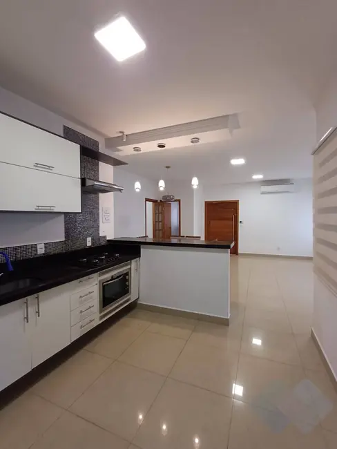 Foto 2 de Casa com 2 quartos à venda, 192m2 em Jardim Cambuí, Botucatu - SP