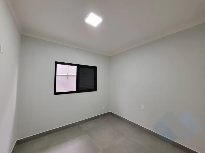 Casa com 3 quartos à venda, 250m2 em Residencial Ouro Verde, Botucatu - SP - imagem 7 Foto 7 de Casa com 3 quartos à venda, 250m2 em Residencial Ouro Verde, Botucatu - SP