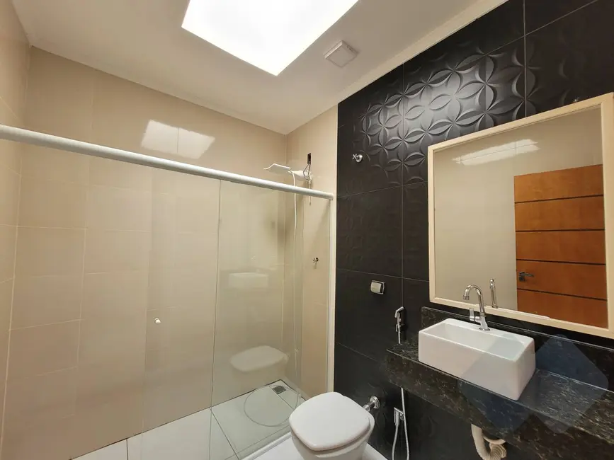 Foto 9 de Casa com 2 quartos à venda, 250m2 em Jardim Cambuí, Botucatu - SP