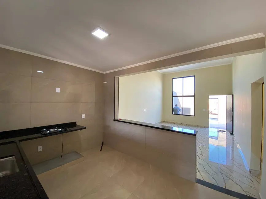Foto 7 de Casa com 3 quartos à venda, 102m2 em Lívia, Botucatu - SP