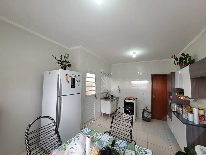 Foto 3 de Casa com 2 quartos à venda, 125m2 em Jardim Monte Mor, Botucatu - SP