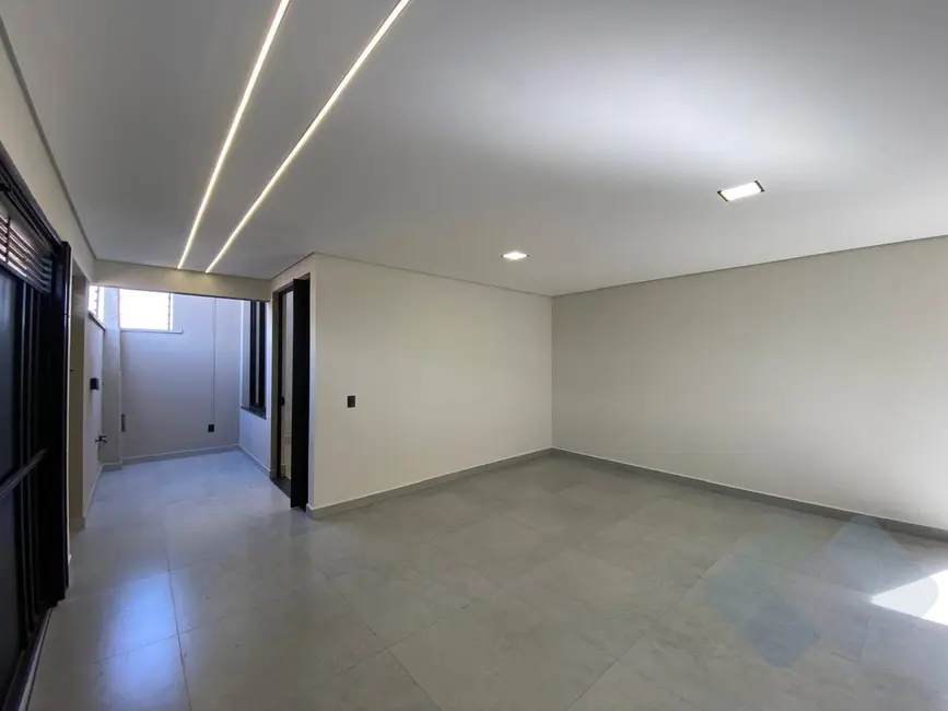 Foto 5 de Casa com 3 quartos à venda em Residencial Ouro Verde, Botucatu - SP