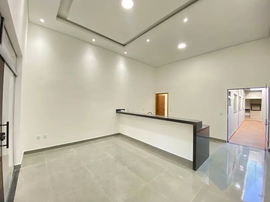 Casa com 2 quartos à venda, 70m2 em Lívia I, Botucatu - SP - imagem 1 Foto 1 de Casa com 2 quartos à venda, 70m2 em Lívia I, Botucatu - SP