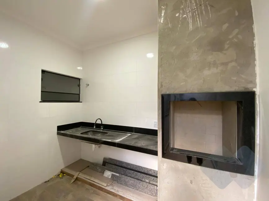 Casa com 2 quartos à venda, 70m2 em Lívia I, Botucatu - SP - imagem 7 Foto 7 de Casa com 2 quartos à venda, 70m2 em Lívia I, Botucatu - SP