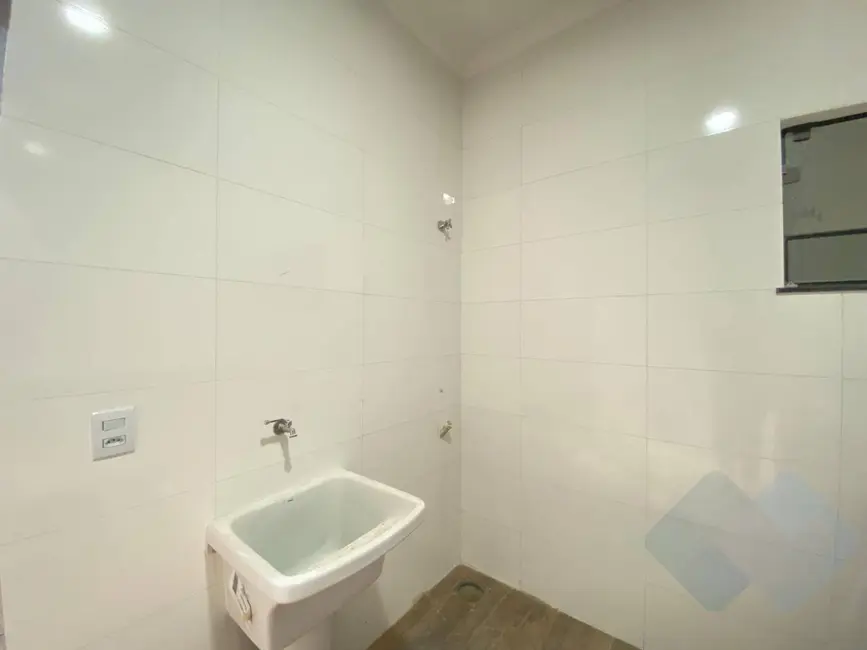 Casa com 2 quartos à venda, 70m2 em Lívia I, Botucatu - SP - imagem 8 Foto 8 de Casa com 2 quartos à venda, 70m2 em Lívia I, Botucatu - SP