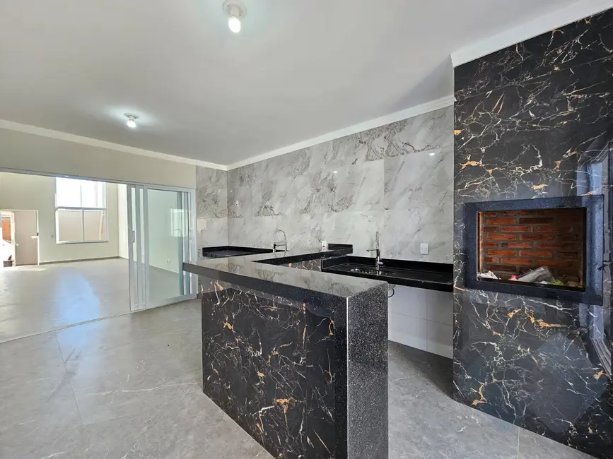 Foto 4 de Casa com 3 quartos à venda, 250m2 em Residencial Ouro Verde, Botucatu - SP