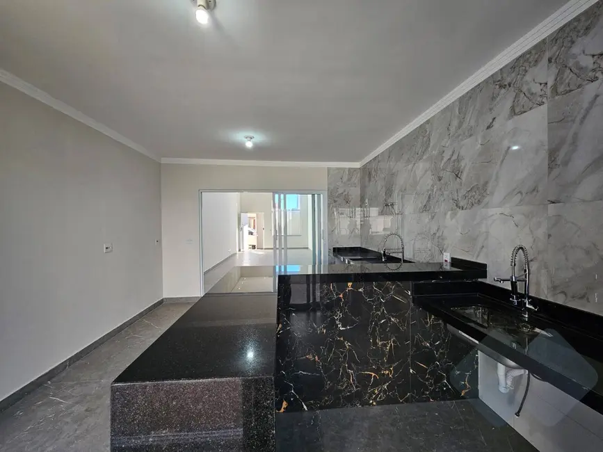 Foto 6 de Casa com 3 quartos à venda, 250m2 em Residencial Ouro Verde, Botucatu - SP