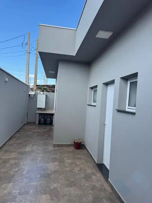 Foto 6 de Casa com 3 quartos à venda em Botucatu - SP