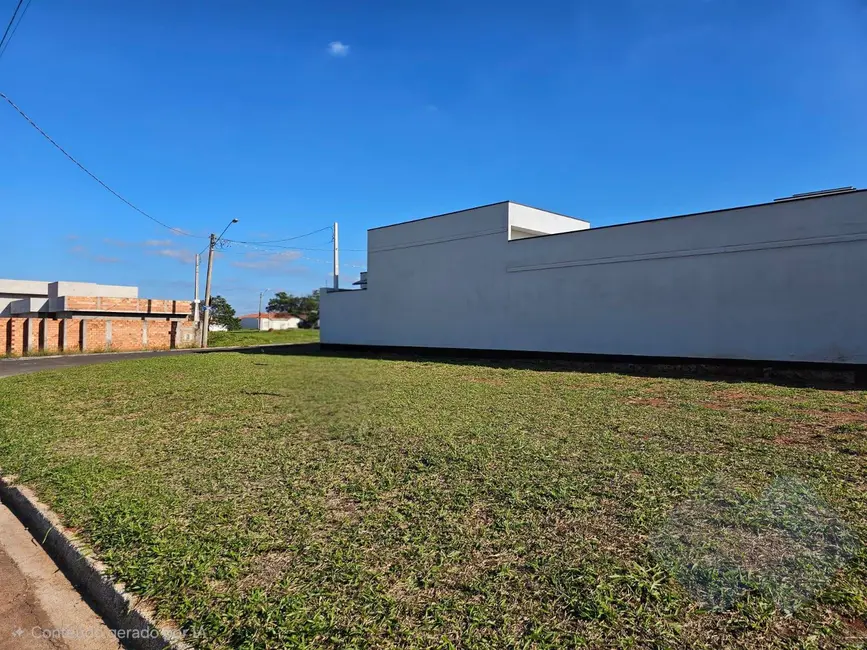 Foto 1 de Terreno / Lote à venda, 280m2 em Residencial Ouro Verde, Botucatu - SP