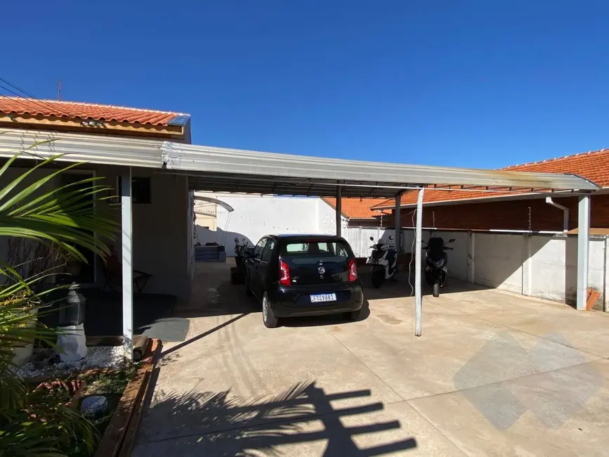 Foto 2 de Casa com 2 quartos à venda, 70m2 em Vila Maria, Botucatu - SP