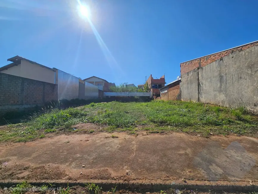 Foto 1 de Terreno / Lote à venda, 250m2 em Jardim Monte Mor, Botucatu - SP