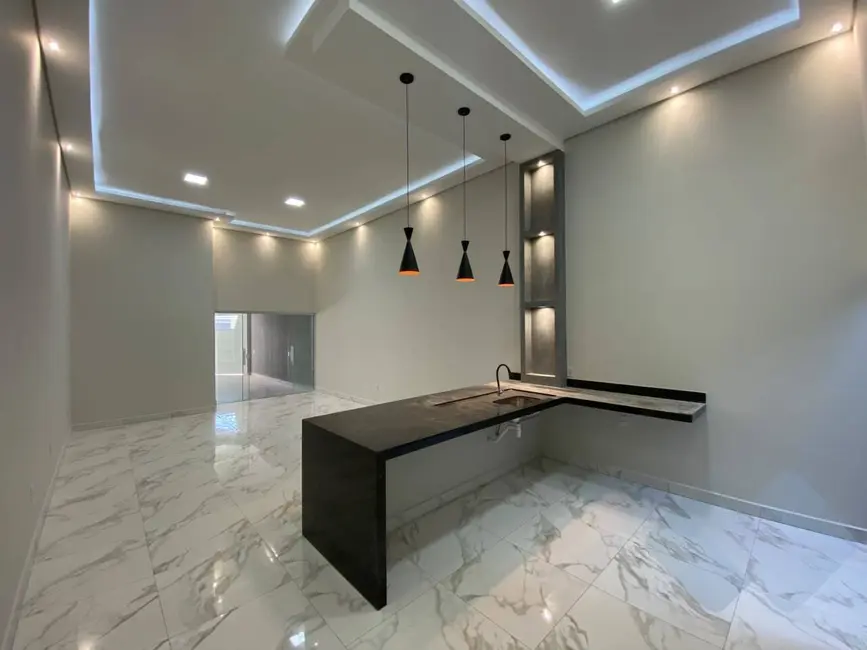 Foto 6 de Casa com 3 quartos à venda, 150m2 em Lívia, Botucatu - SP
