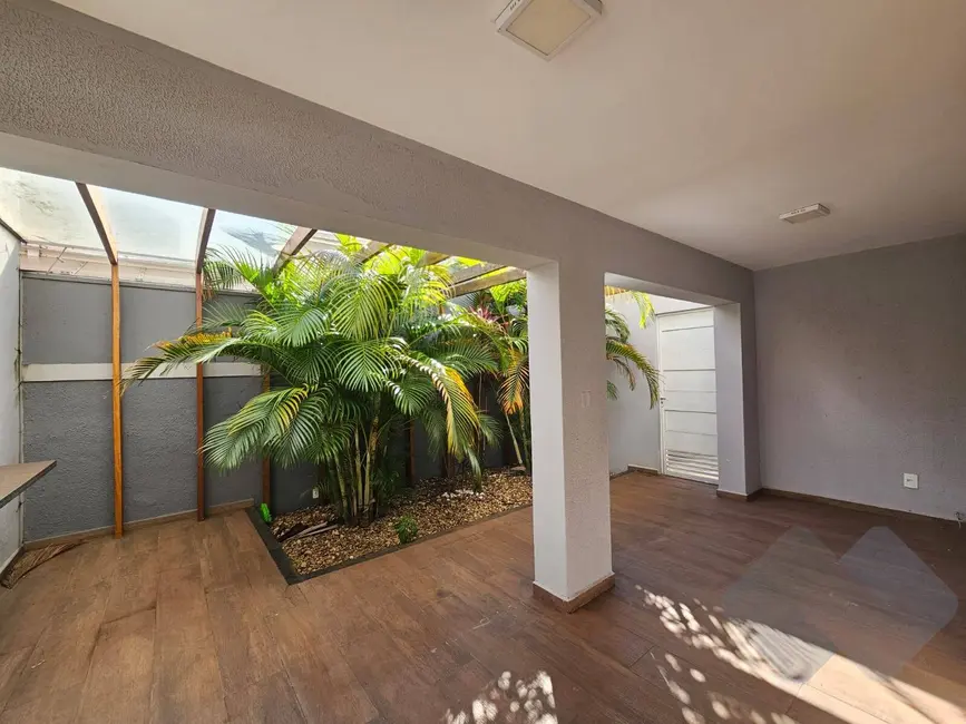Foto 5 de Casa com 3 quartos à venda, 311m2 em Jardim Paraíso, Botucatu - SP
