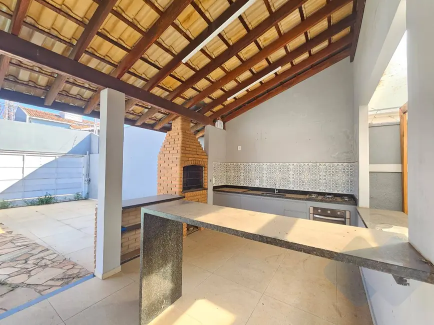 Foto 8 de Casa com 3 quartos à venda, 311m2 em Jardim Paraíso, Botucatu - SP