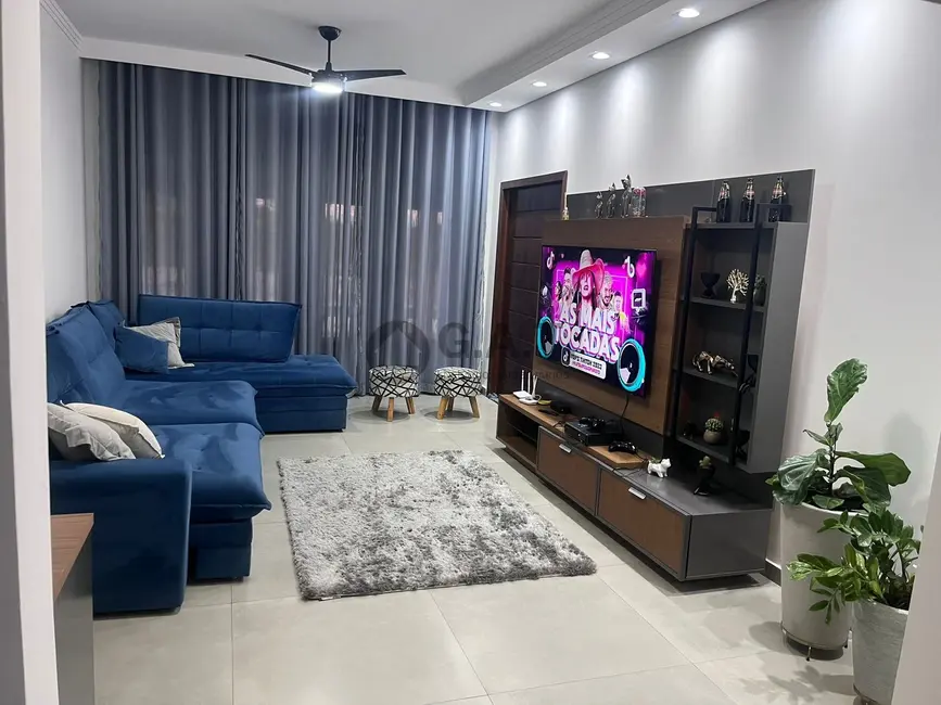 Foto 3 de Chácara com 3 quartos à venda, 350m2 em Aracoiaba Da Serra - SP