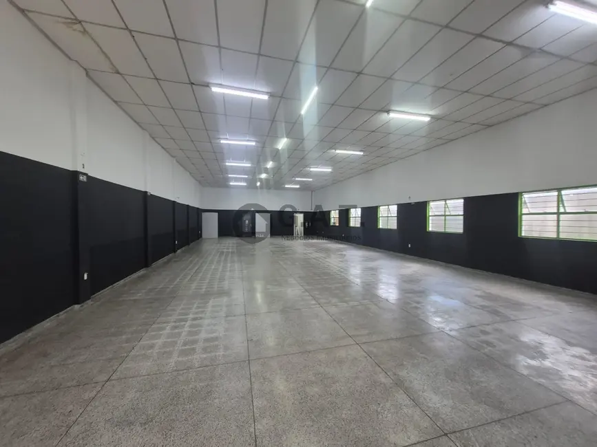 Foto 4 de Armazém / Galpão para alugar, 259m2 em Jardim Bertanha, Sorocaba - SP