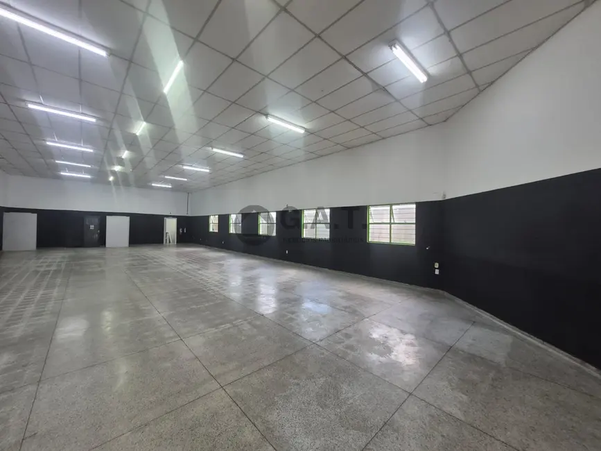 Foto 7 de Armazém / Galpão para alugar, 259m2 em Jardim Bertanha, Sorocaba - SP