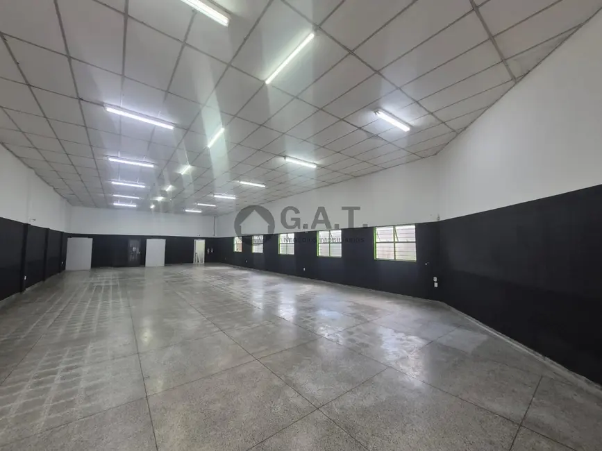 Foto 3 de Armazém / Galpão para alugar, 259m2 em Jardim Bertanha, Sorocaba - SP