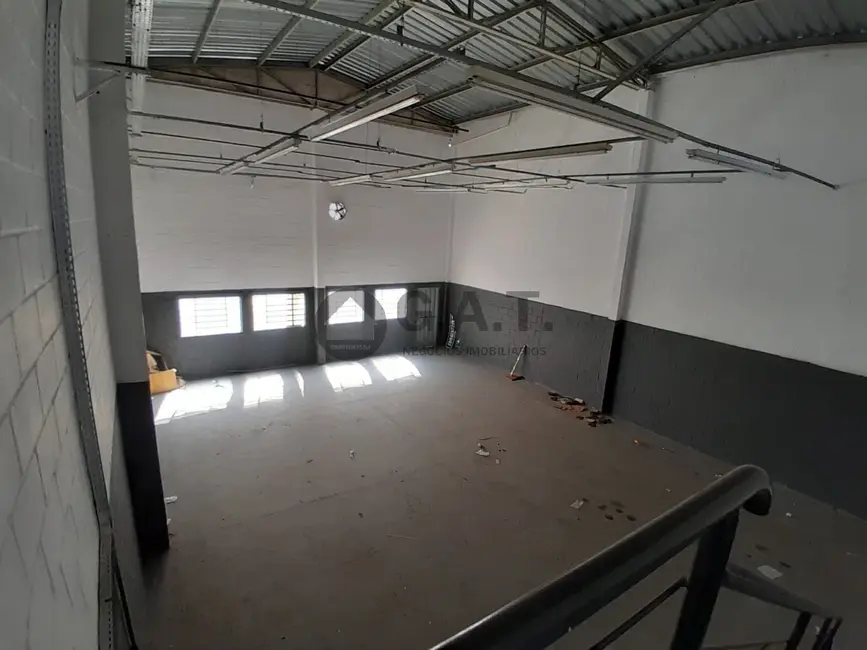 Foto 9 de Armazém / Galpão para alugar, 221m2 em Jardim Leocádia, Sorocaba - SP