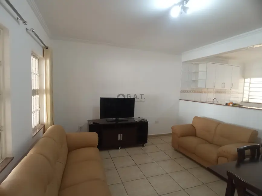 Foto 6 de Casa com 2 quartos para alugar, 150m2 em Jardim Prestes de Barros, Sorocaba - SP