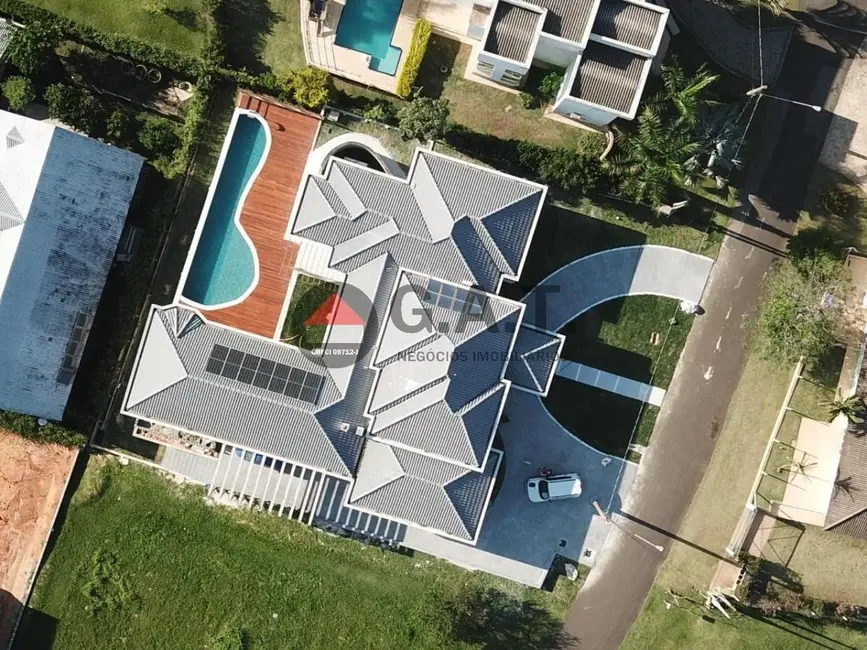 Casa de Condomínio com 3 quartos à venda, 427m2 em Caguassu, Sorocaba - SP - imagem 3 Foto 3 de Casa de Condomínio com 3 quartos à venda, 427m2 em Caguassu, Sorocaba - SP