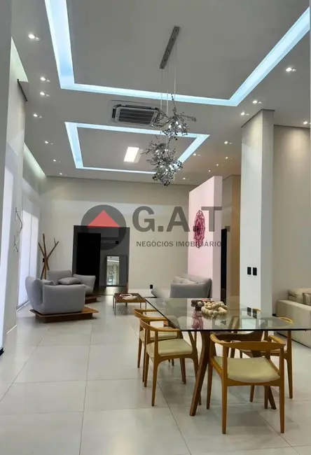 Casa de Condomínio com 3 quartos à venda, 427m2 em Caguassu, Sorocaba - SP - imagem 8 Foto 8 de Casa de Condomínio com 3 quartos à venda, 427m2 em Caguassu, Sorocaba - SP