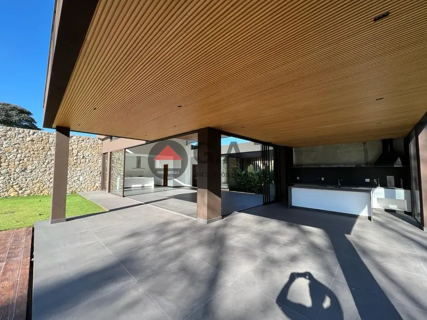 Foto 9 de Casa de Condomínio com 4 quartos à venda, 440m2 em Aracoiaba Da Serra - SP