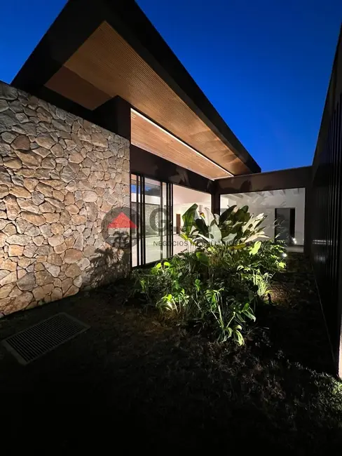 Foto 5 de Casa de Condomínio com 4 quartos à venda, 440m2 em Aracoiaba Da Serra - SP