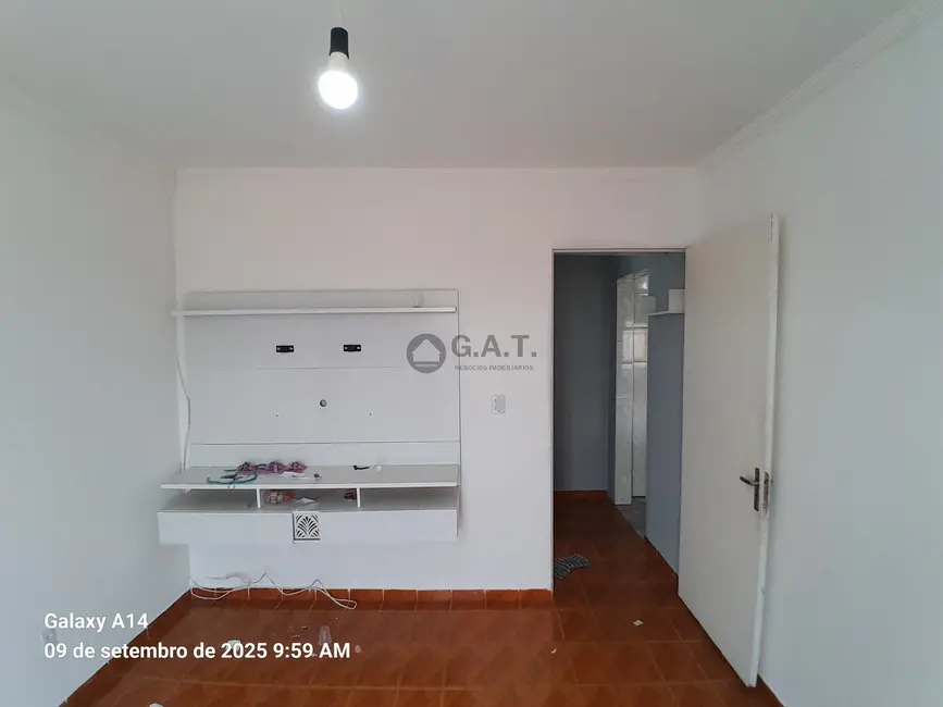 Foto 5 de Casa com 3 quartos para alugar, 285m2 em Jardim Leocádia, Sorocaba - SP