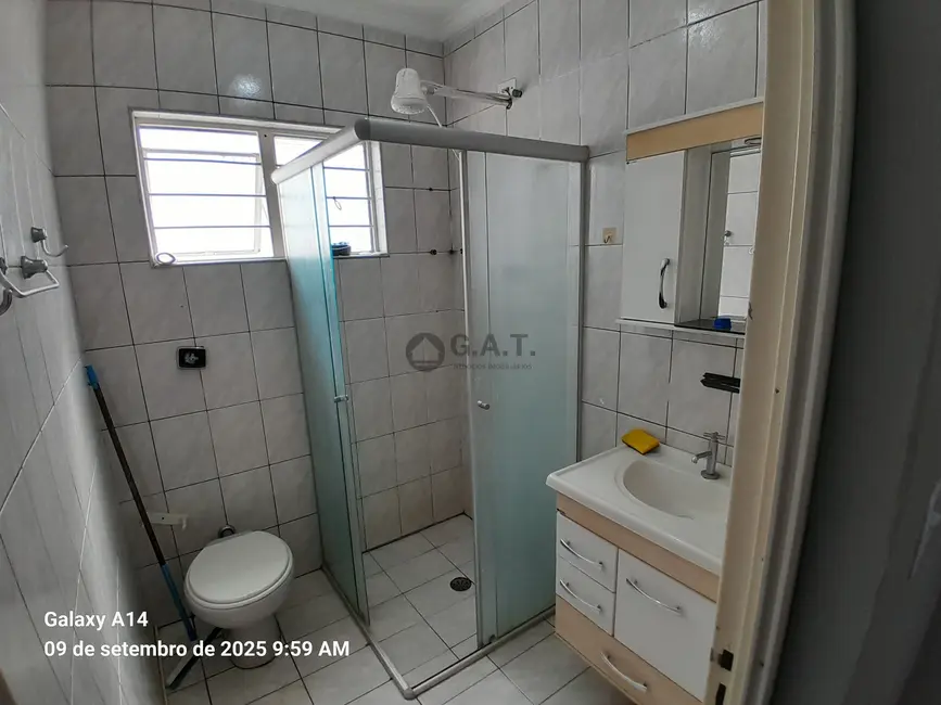 Foto 3 de Casa com 3 quartos para alugar, 285m2 em Jardim Leocádia, Sorocaba - SP